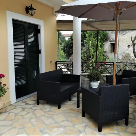 Nonnas House Holiday home Sinarades