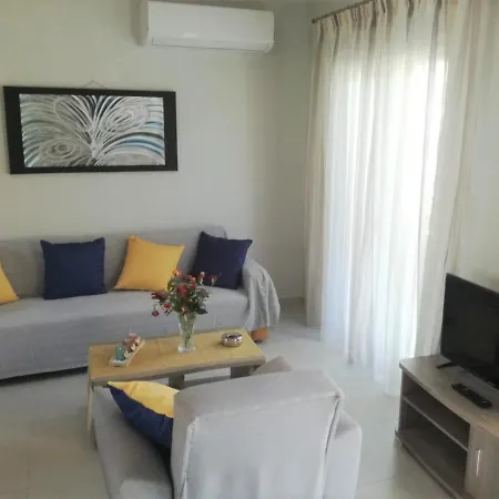 Nonnas House Holiday home Sinarades